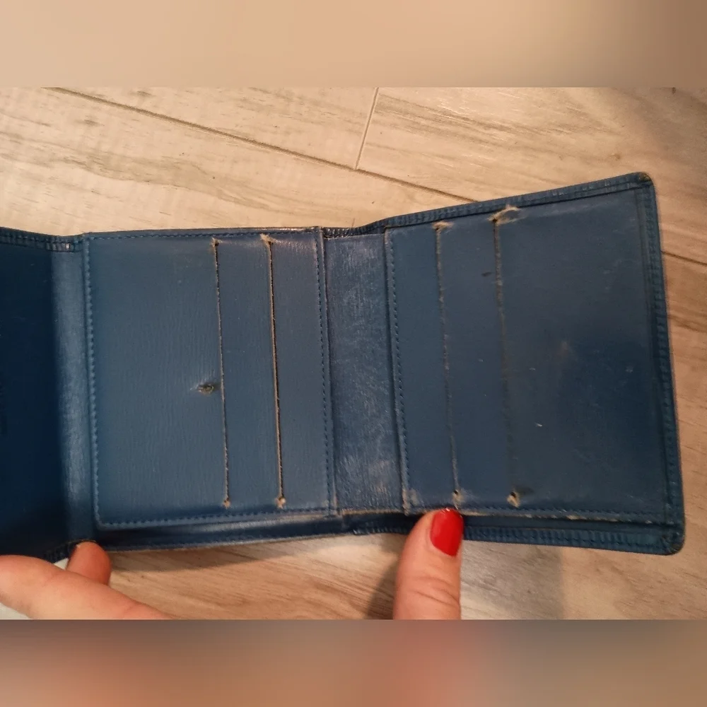 LOUIS VUITTON Elise Epi Leather Wallet Toledo Blue
